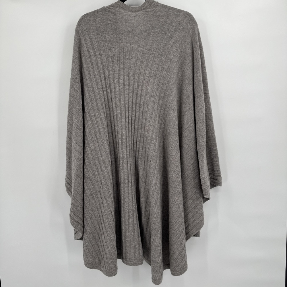 Belinda Robertson Made‎ In Scotland 100% Pure Cashmere Shawl Gray OSFM - Picture 2 of 8